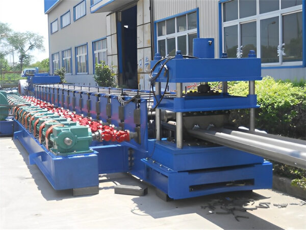 ⁦Three waves highway guardrail machine⁩ - الصورة ⁦5⁩