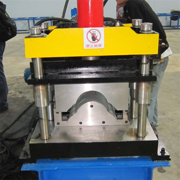 ⁦Ridge Cap roll forming machine⁩ - الصورة ⁦2⁩