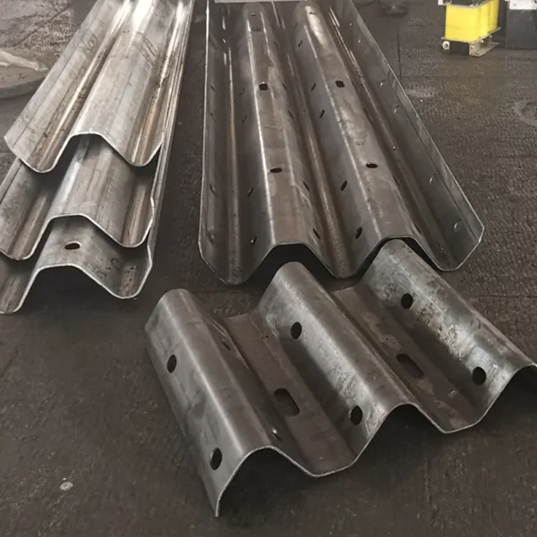 ⁦2 Waves Highway Guardrail Roll Forming Machine⁩ - الصورة ⁦3⁩